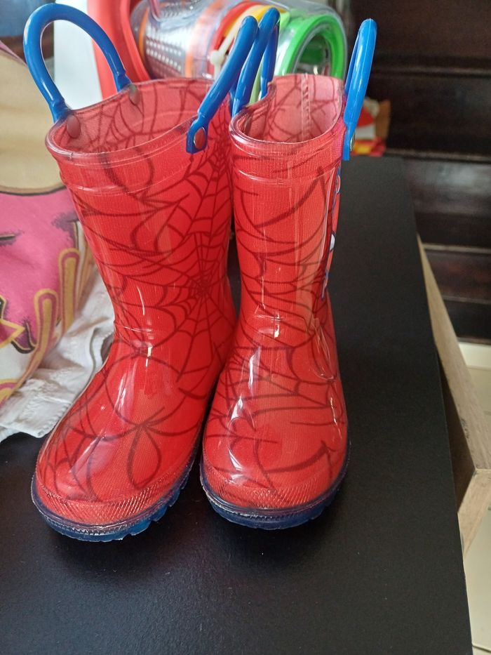 Botte spiderman taille 22 - photo numéro 3