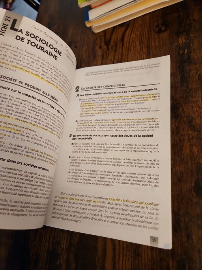 Livre : 100 fiches pour comprendre la sociologie - photo numéro 4