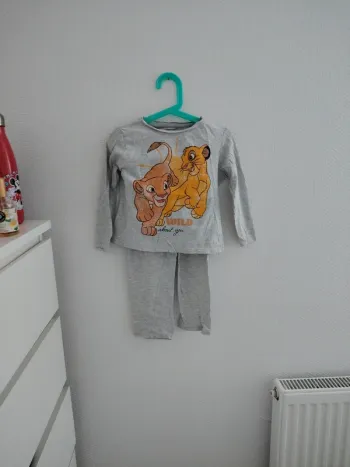 Pyjama 2 pièces délavé Roi Lion Disney taille 3 4 ans
