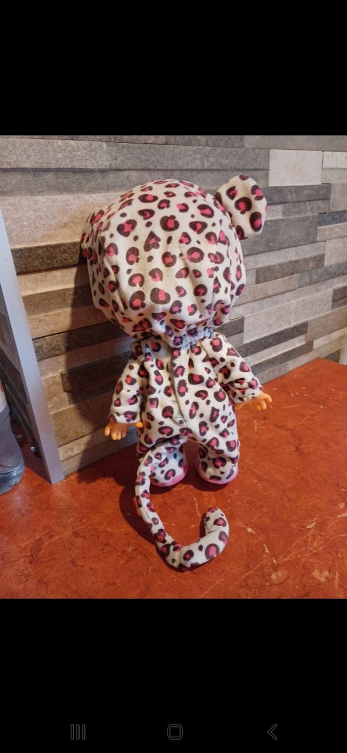 Poupée Cry babies Léa le leopard - photo numéro 3