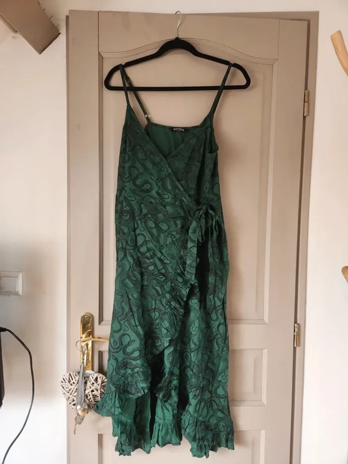 Robe ophidia verte disturbia