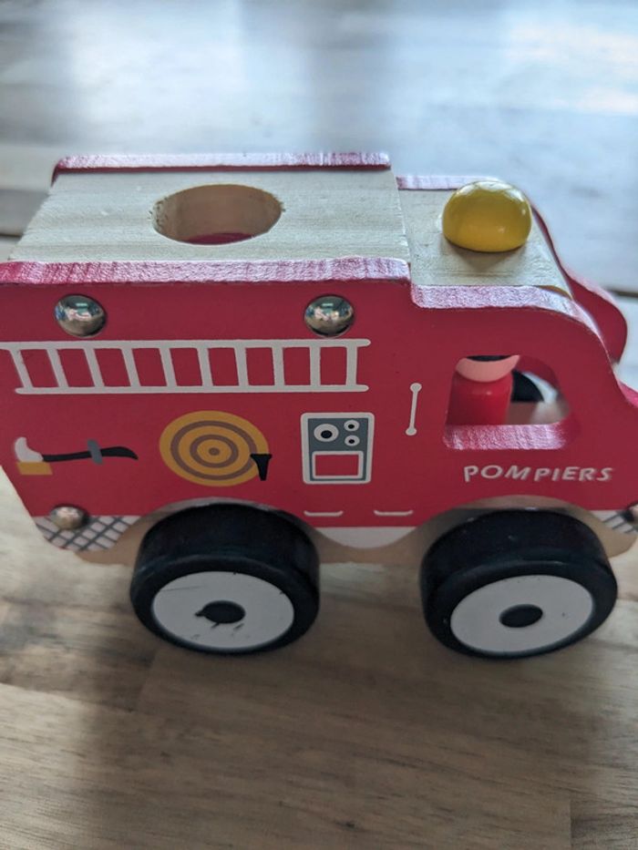 Véhicules bois - photo numéro 5