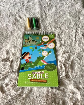 Livre décor sable animaux sauvage crée 10 tableaux avec du sable coloré (0623)