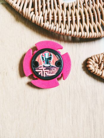 🌟 Power rangers Ninja steel - Etoile ishiban/badge en mousse ranger rouge - marque Bandai