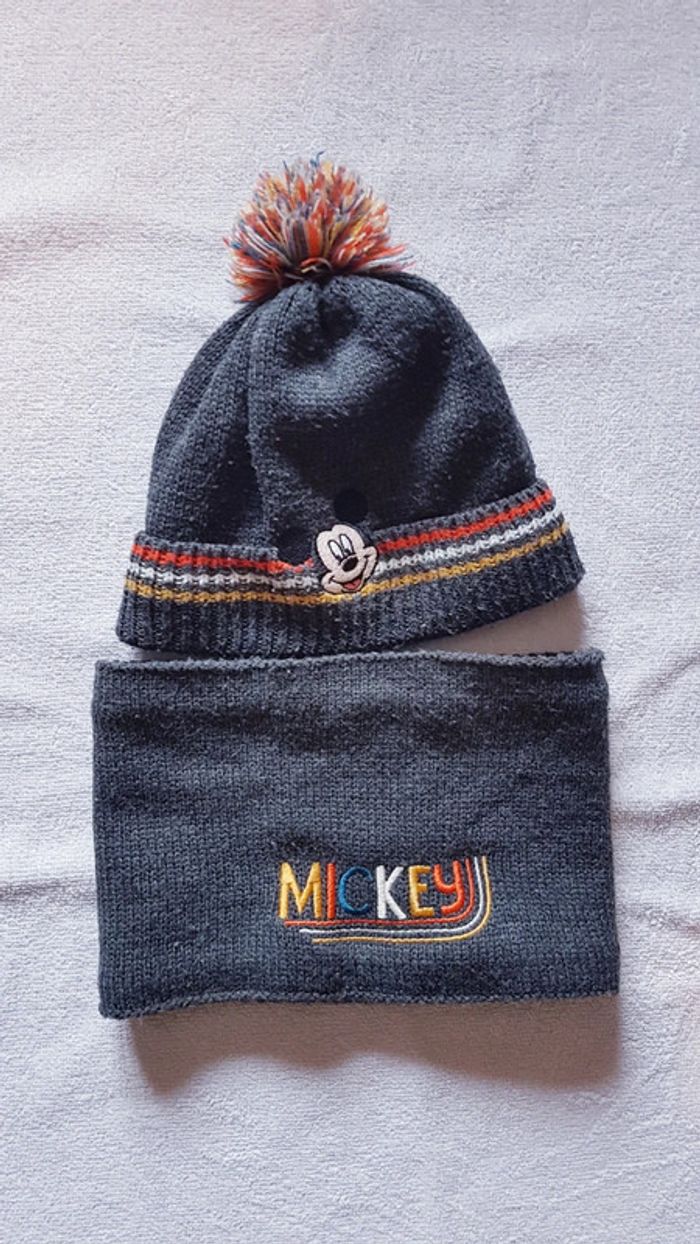 Bonnet et tour de cou Disney 2/3 ans