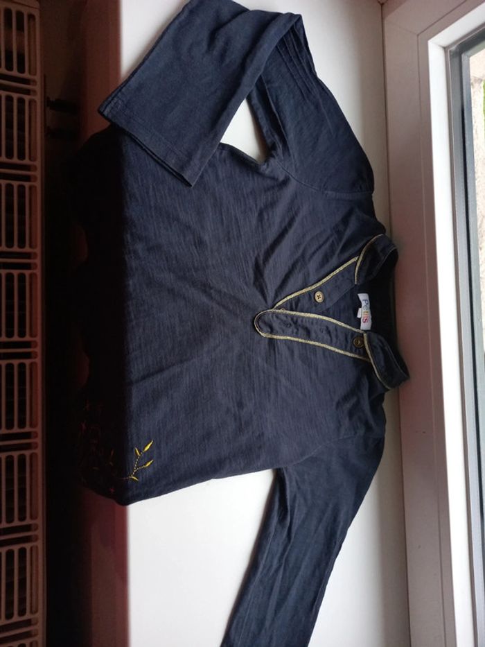 Chemise