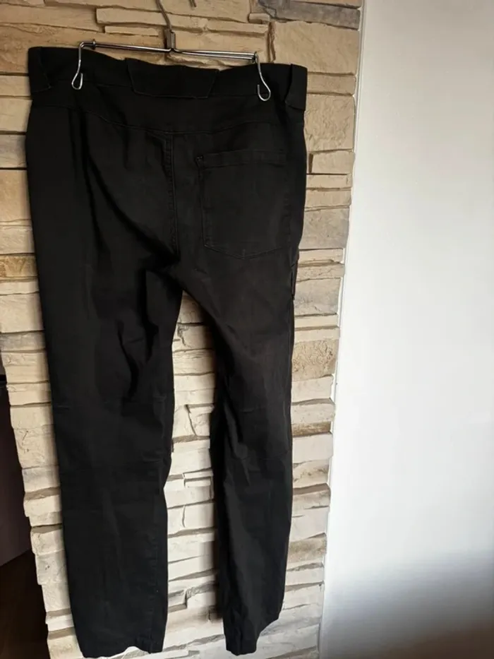 Pantalon décathlon gris multipoches - photo numéro 6