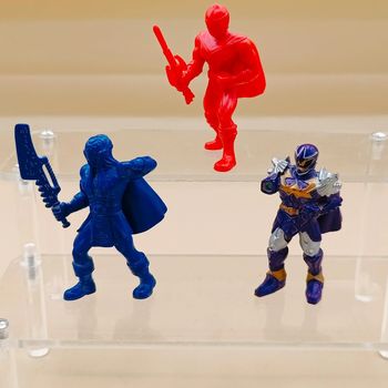 lot 3 figurines mystic force - power rangers
