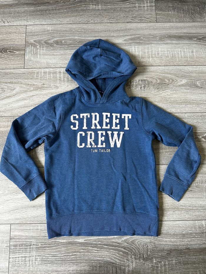 Sweat avec capuche T. S Enfant