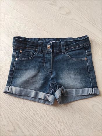 Short Kiabi 6a