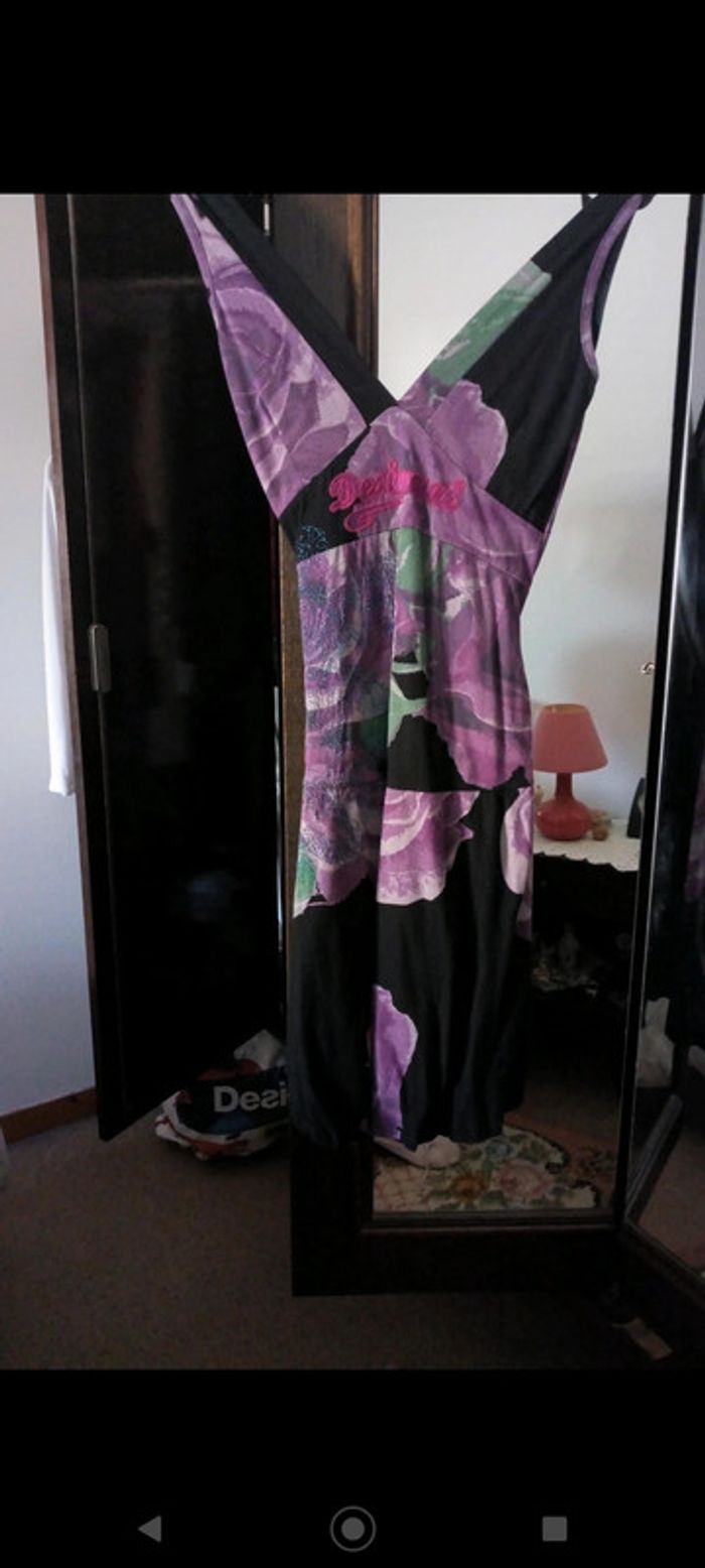 Robe décolletée et sexy Desigual - photo numéro 3