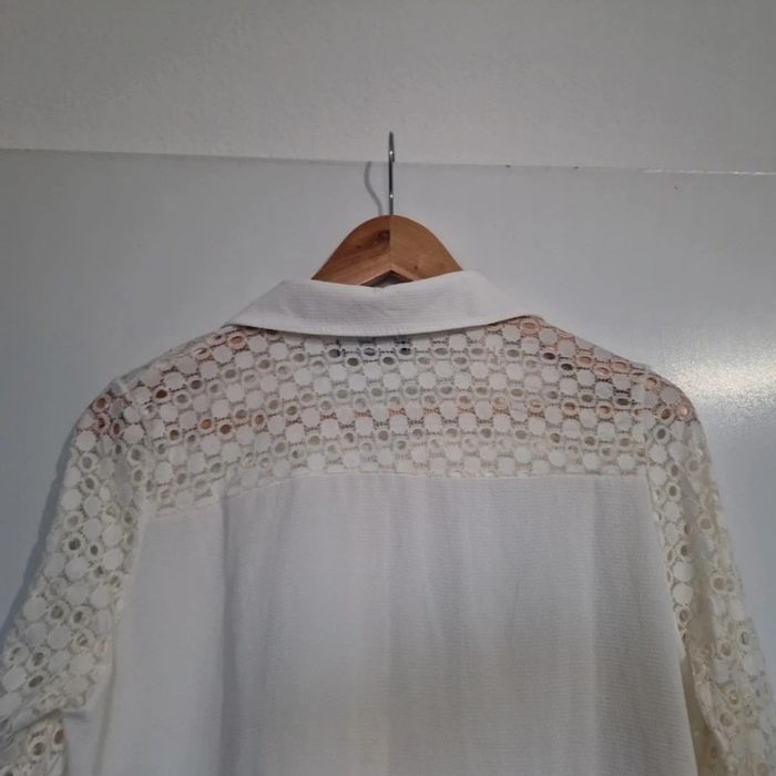 Jolie chemise blanche - photo numéro 4