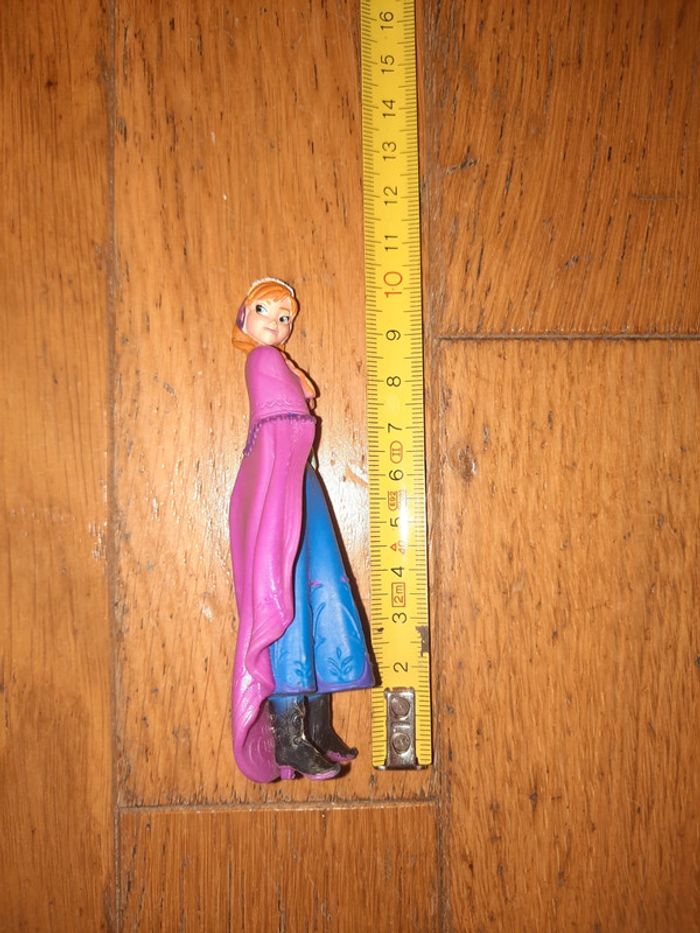 Figurine Anna reine des neiges - photo numéro 7