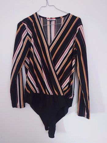 Body Jennyfer taille 38 - dressing trié par tailles