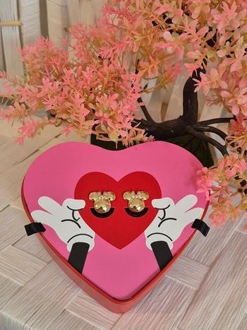 💕jolie boucles d'oreilles minnie Disney édition spéciale fossil💕