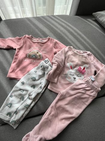 2 pyjamas 2 pièces