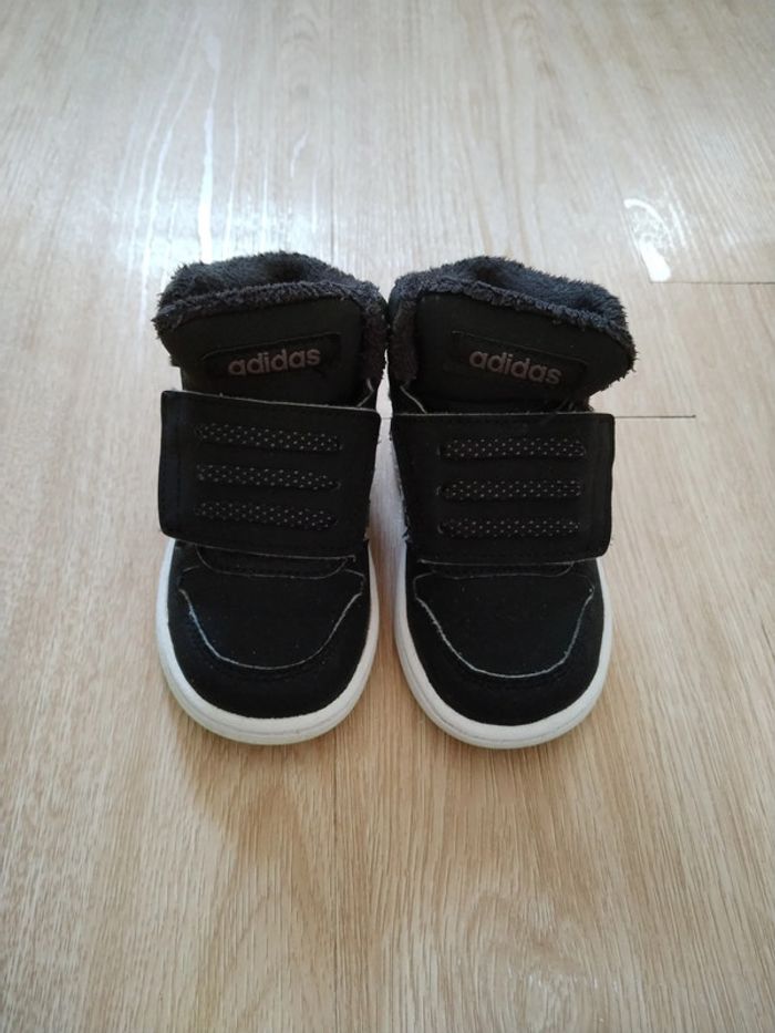 Baskets fourrées adidas 22 - photo numéro 2