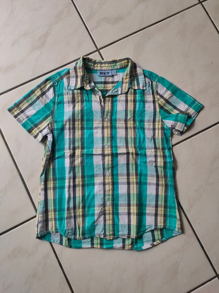Chemise a carreaux taille 5 ans - photo numéro 3