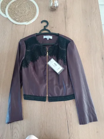 Veste simili cuir neuve femme 42