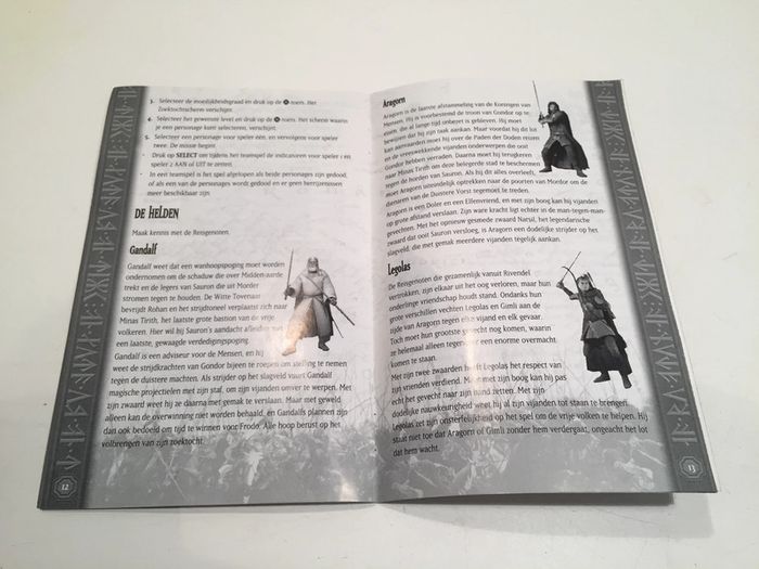 Notice seule néerlandaise jeu The lord of the rings SLES-52017 console playstation 2 ps2 #A5 - photo numéro 3
