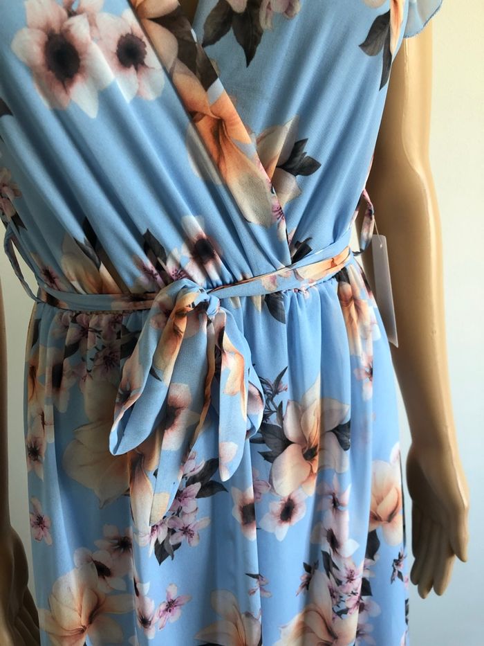 Robe longue bleue claire et fleurie neuve New Collection taille unique - photo numéro 4