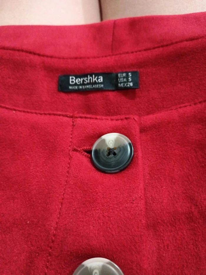 C40 jupe rouge bershka S - photo numéro 3
