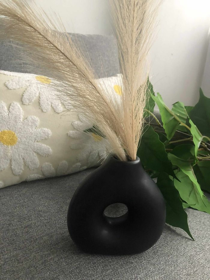 Vase élégante dounate - photo numéro 2