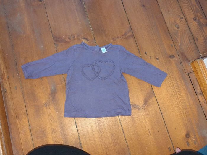 T-shirt coeur violet 12 mois manches longues fille
