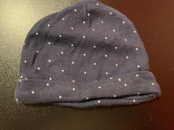 Bonnet naissance bleu marine à étoiles – Kiabi
