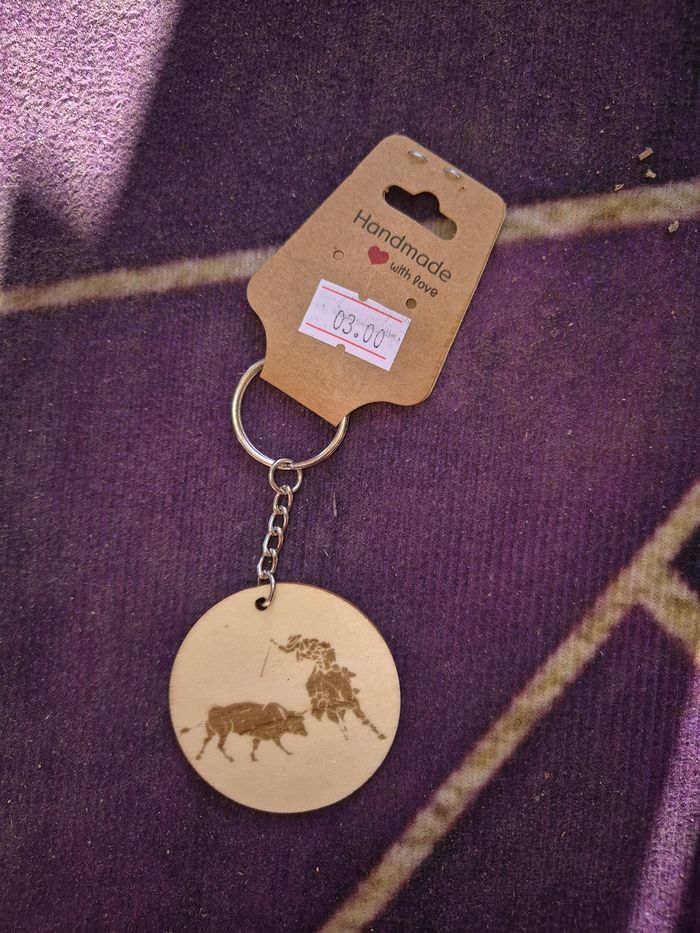 Porte cle en bois personnalisé - photo numéro 2