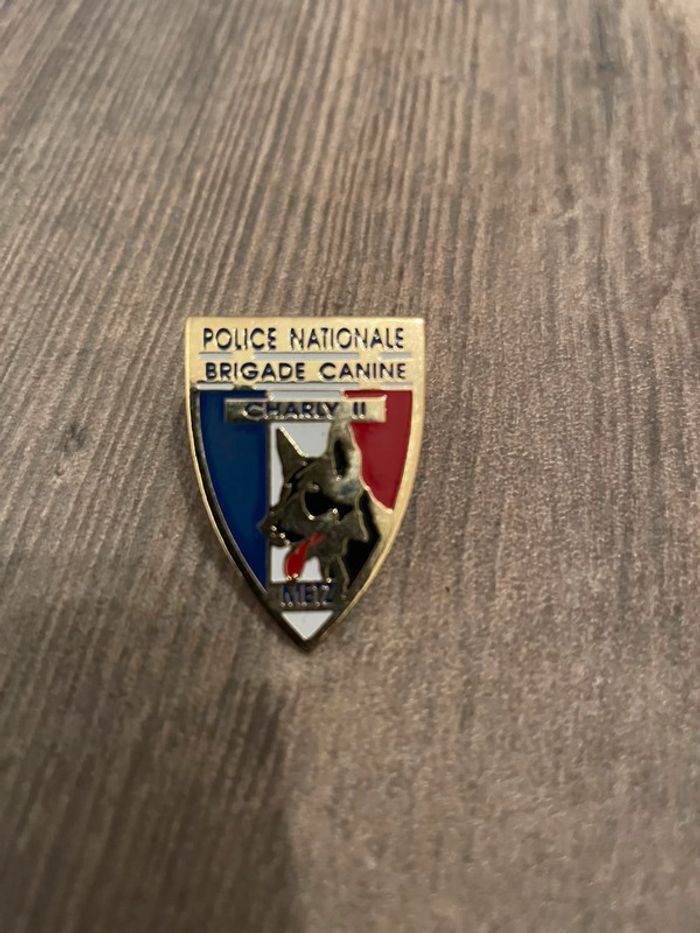 Pin’s Police National Brigade canine