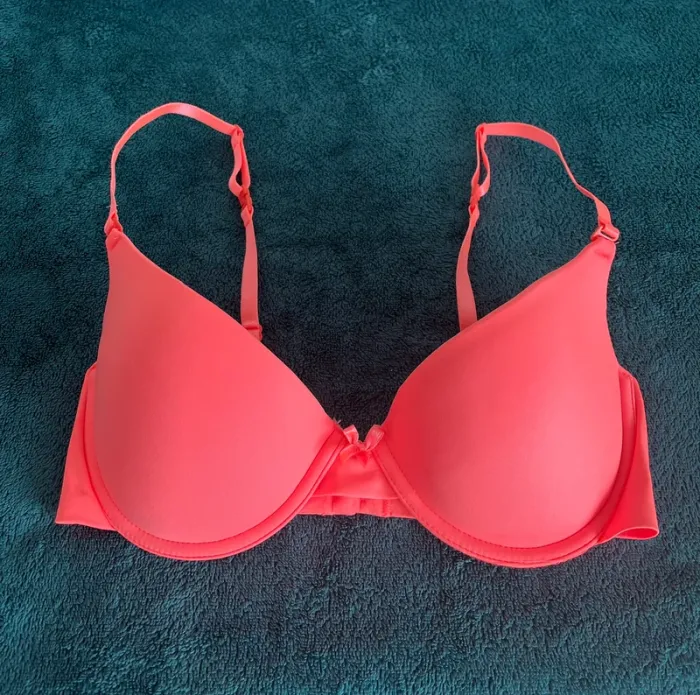Soutien-gorge orange - photo numéro 5