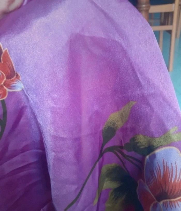 Foulard carré fleuris - photo numéro 3