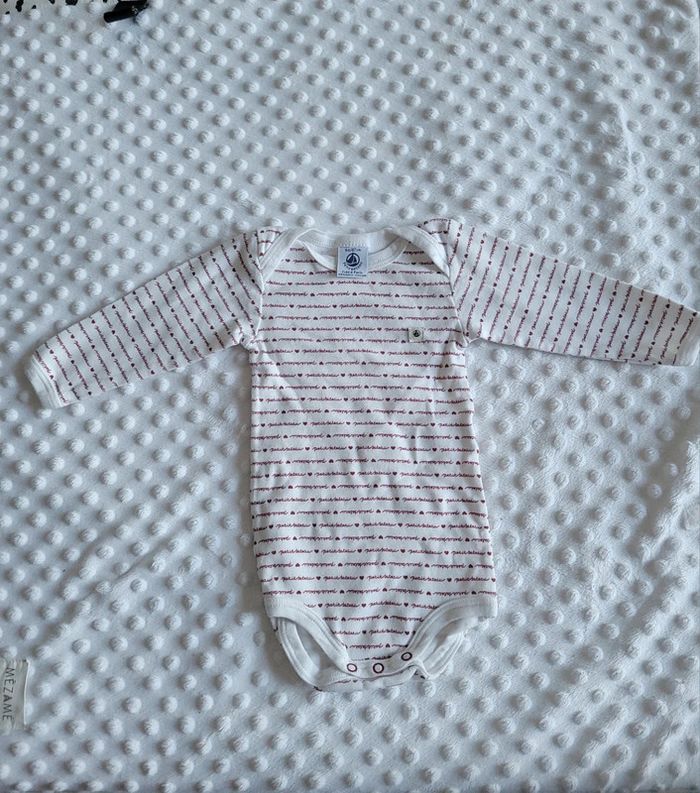 Body Petit Bateau 6 mois collection Cœur Neuf (juste lavé) - photo numéro 2