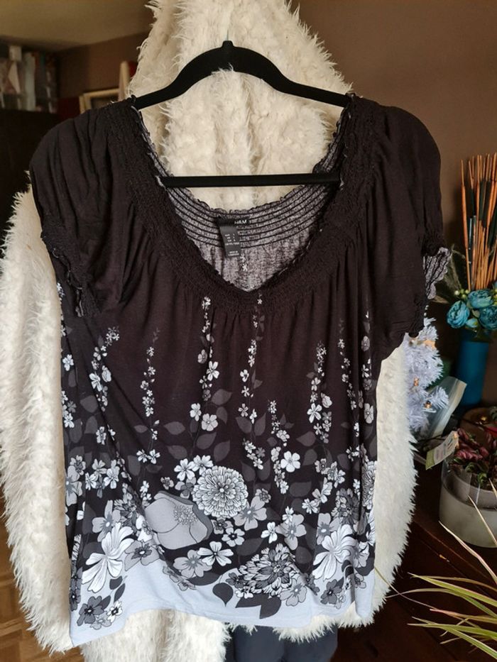 Petit haut fleur H&M