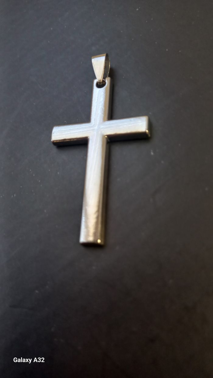 Croix pendentif - photo numéro 3