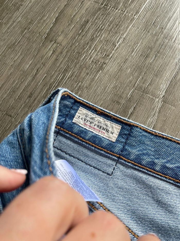 Jean Levi’s 501 taille 28 - photo numéro 3