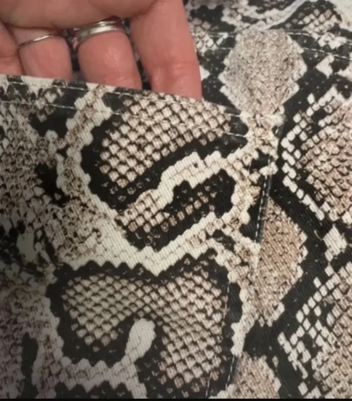 Mini-jupe en jean Zara 🐍 imprimé serpent - Taille M (38) - photo numéro 5