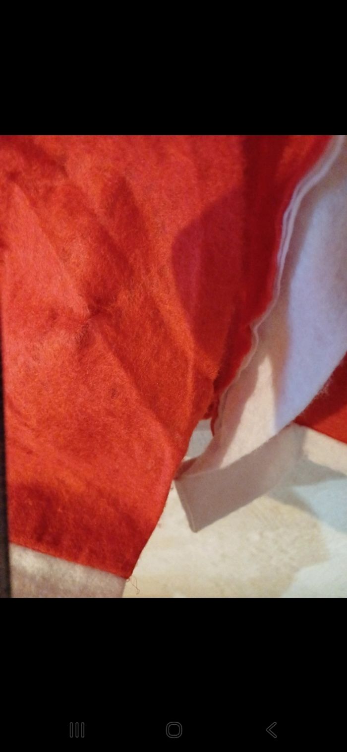 Veste et bonnet  de Père Noël taille 7 / 9 ans - photo numéro 5