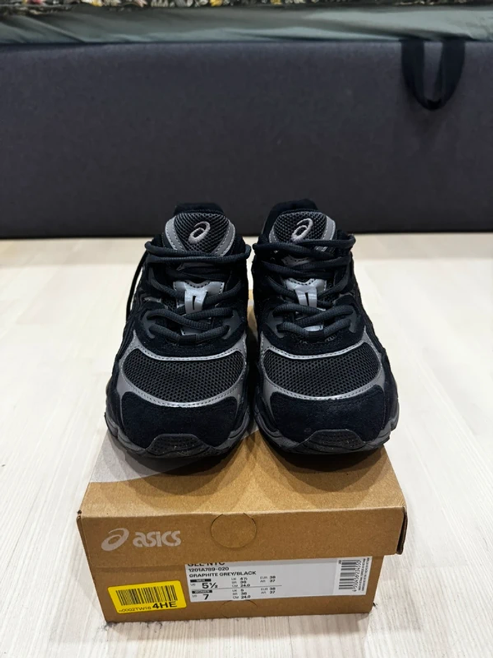 Asics GEL-NYC  Noir  41.5 - photo numéro 2