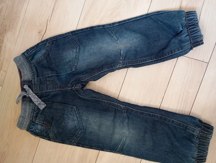 Lot de vêtements taille 4/5 ans - photo numéro 4