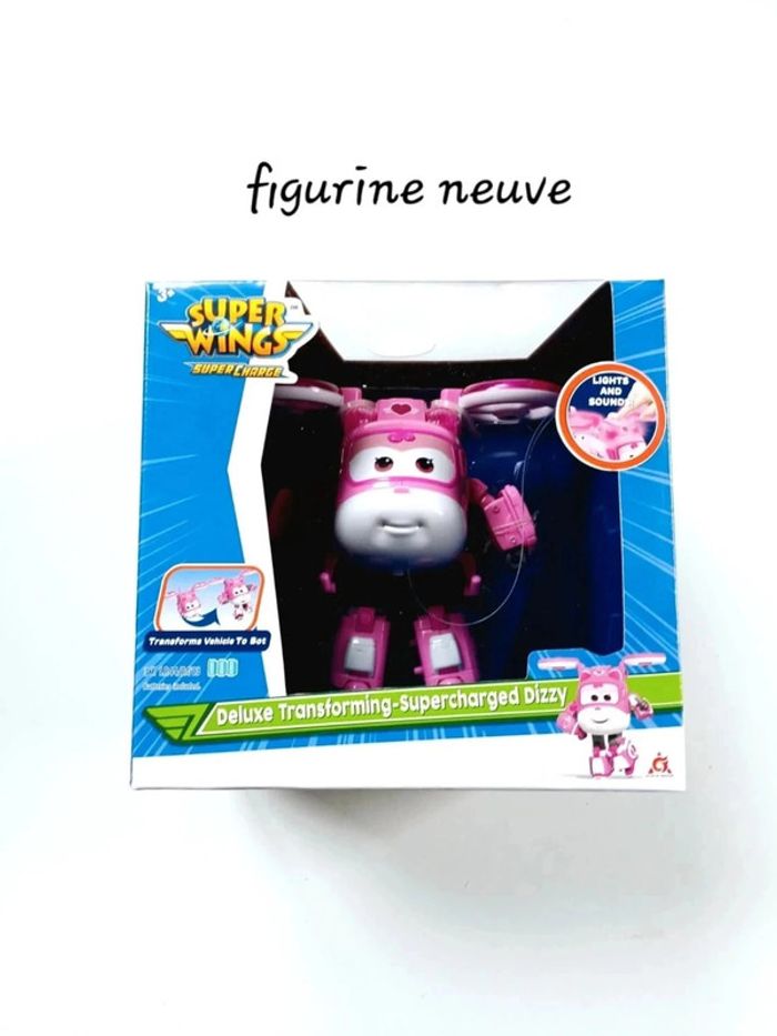 Figurine Super Wings Deluxe Transforming Supercharged Dizzy avec lumière et son 22x21cm