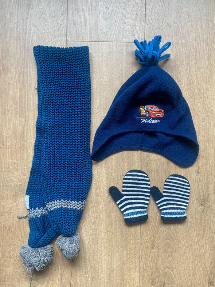 Bonnet Cars + gants + echarpe