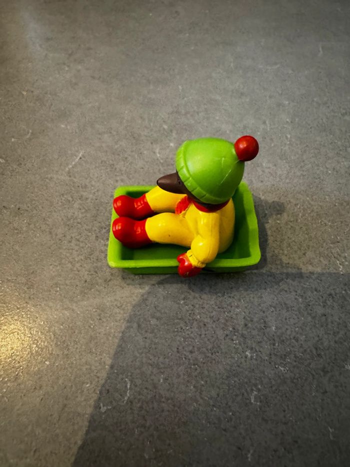 Petit ours brun sur sa luge - Bayard presse - photo numéro 4