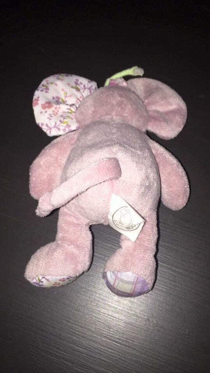 Peluche noukie's  Comme neuve - photo numéro 2