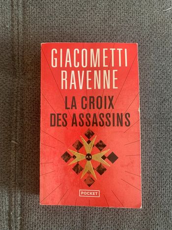 Livre la croix des assassins