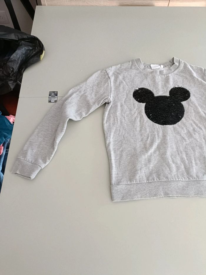 Pull Disney Mickey paillettes gris/noir taille xs - photo numéro 3