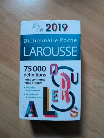 Dictionnaire de poche Larousse 2019