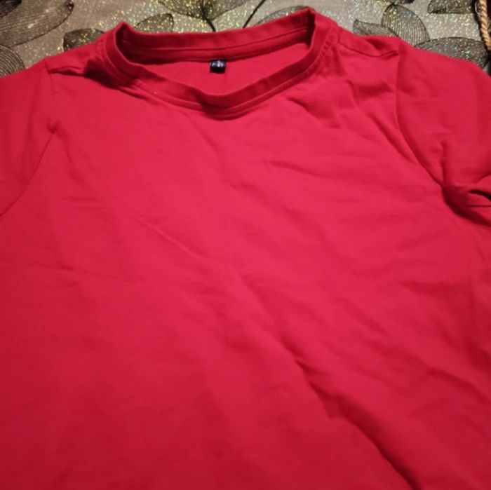 T-shirt fille rouge - photo numéro 2