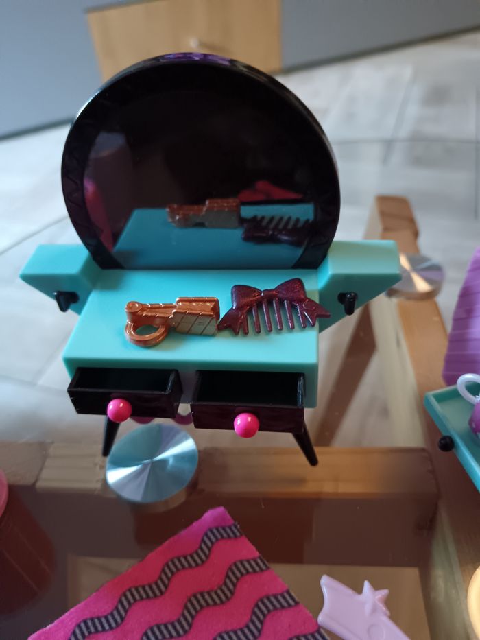 Salon de coiffure lol surprise - photo numéro 2